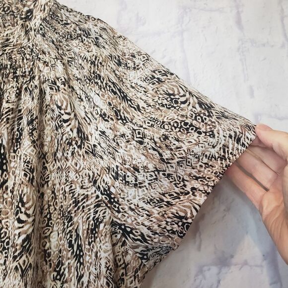 DANA BUCHMAN Quarter-button Short-sleeve Blouse - Picture 4 of 10